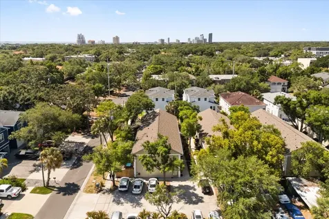409 S Audubon Avenue Tampa FL 33609