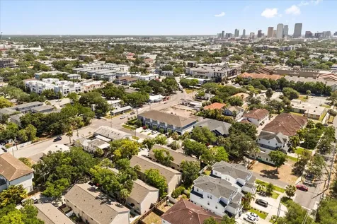 409 S Audubon Avenue Tampa FL 33609