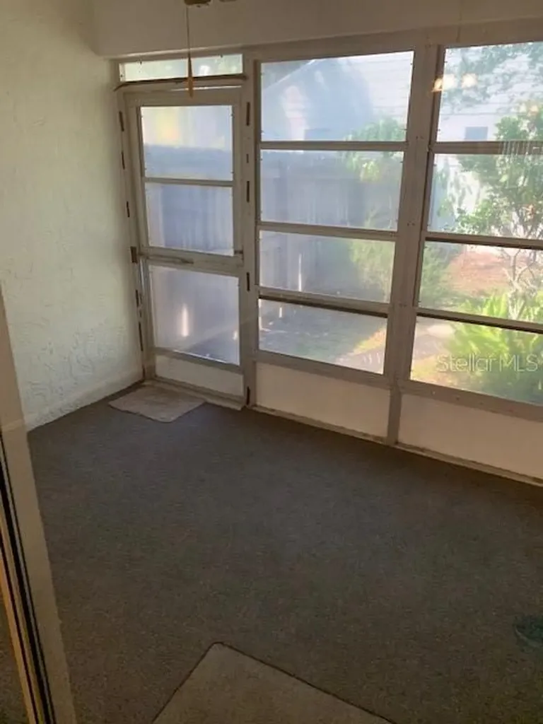 285 Rogers Court Safety Harbor FL 34695