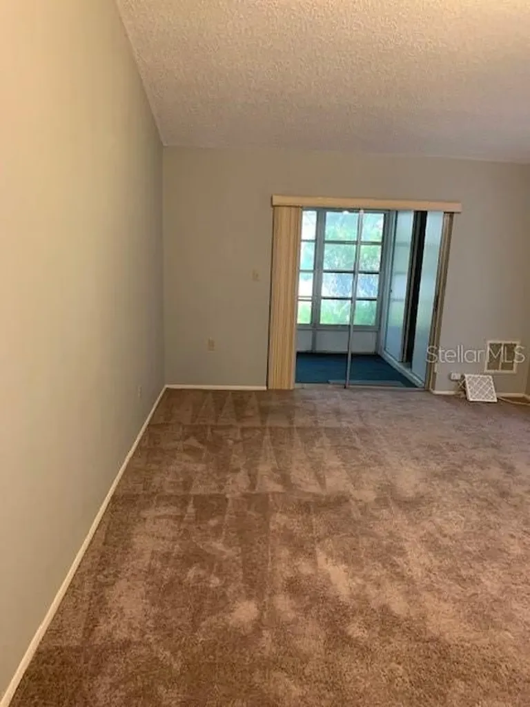 285 Rogers Court Safety Harbor FL 34695