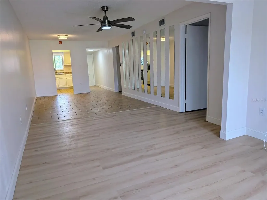 4127 Heron Way Bradenton FL 34205