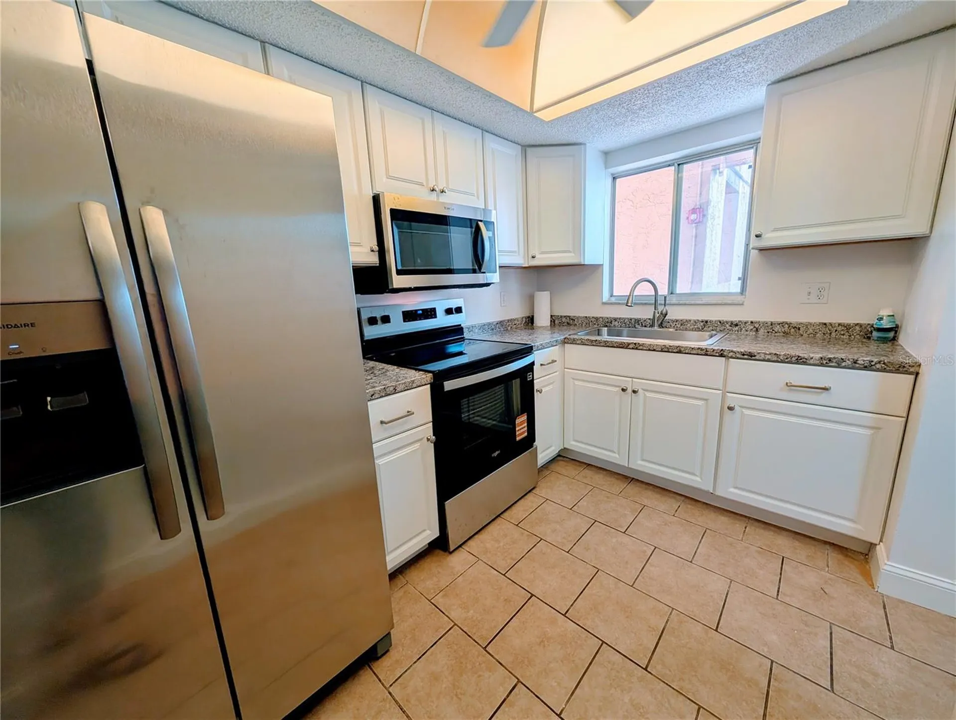 4127 Heron Way Bradenton FL 34205