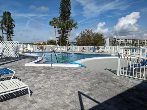 4127 Heron Way Bradenton FL 34205