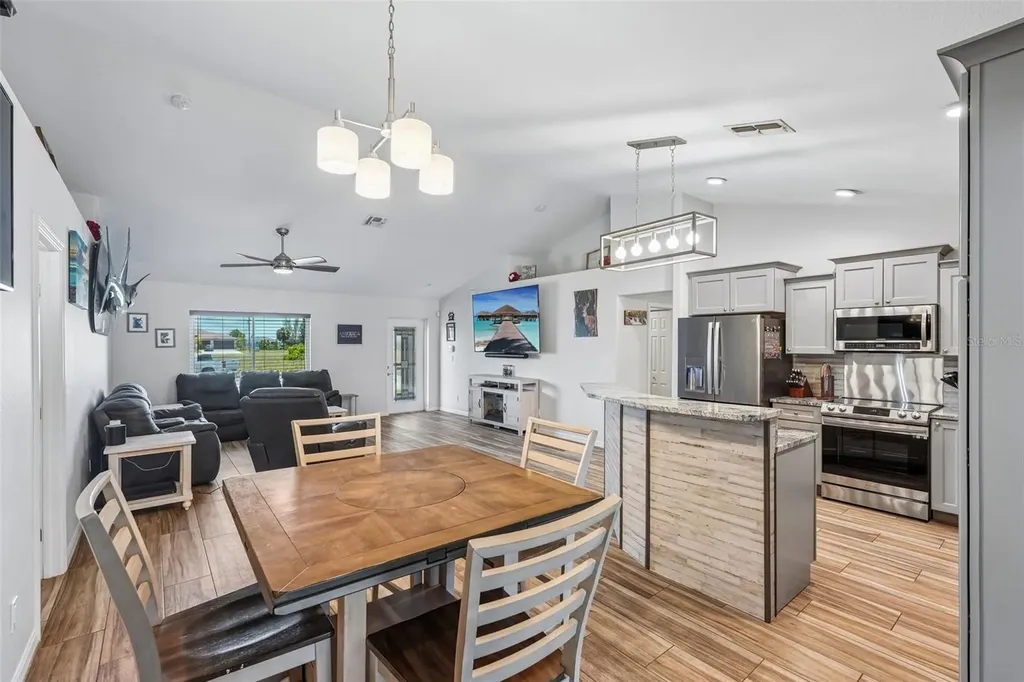 4317 NW 40th Terrace Cape Coral FL 33993