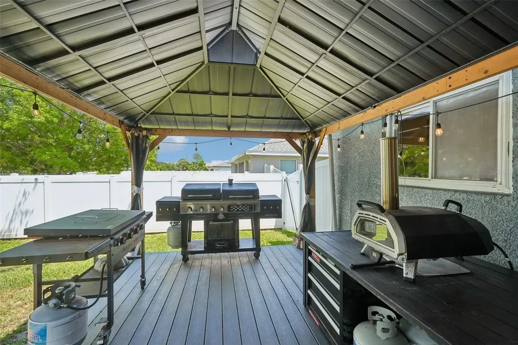 4317 NW 40th Terrace Cape Coral FL 33993
