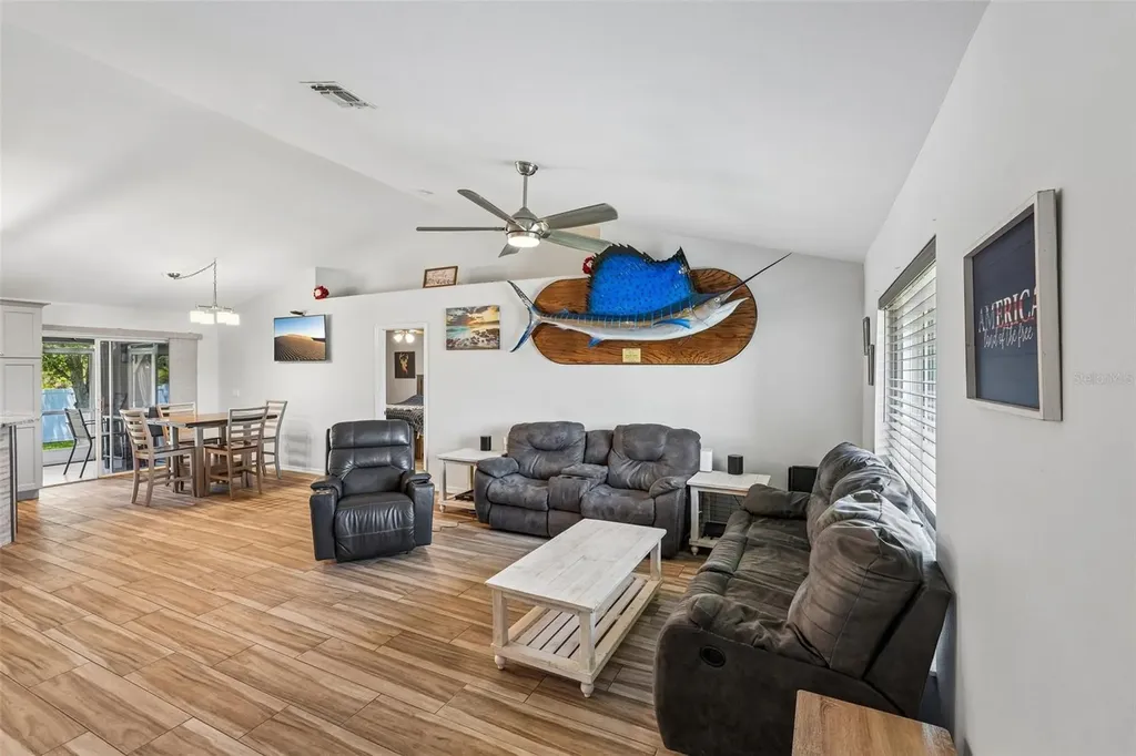 4317 NW 40th Terrace Cape Coral FL 33993