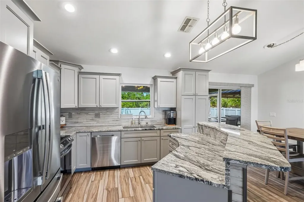 4317 NW 40th Terrace Cape Coral FL 33993