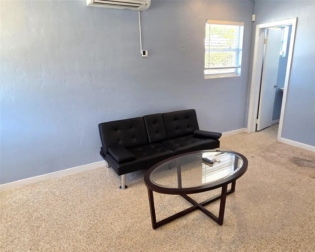 921 Ridgewood Avenue Holly Hill FL 32117