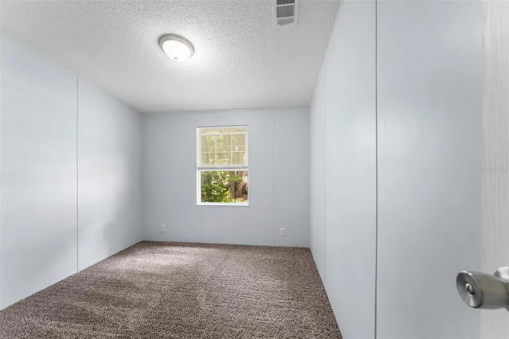 5841 SE 164th Avenue Ocklawaha FL 32179