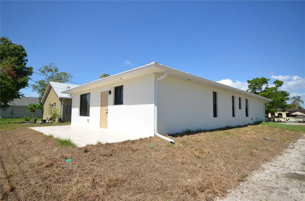 2188 Barker Boulevard Fort Myers FL 33916