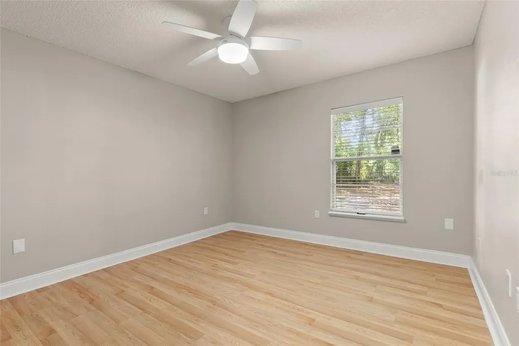 45 Lake Drive Debary FL 32713
