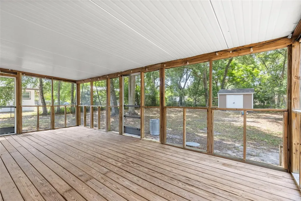 45 Lake Drive Debary FL 32713