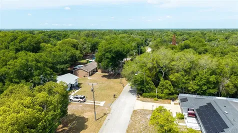 45 Lake Drive Debary FL 32713