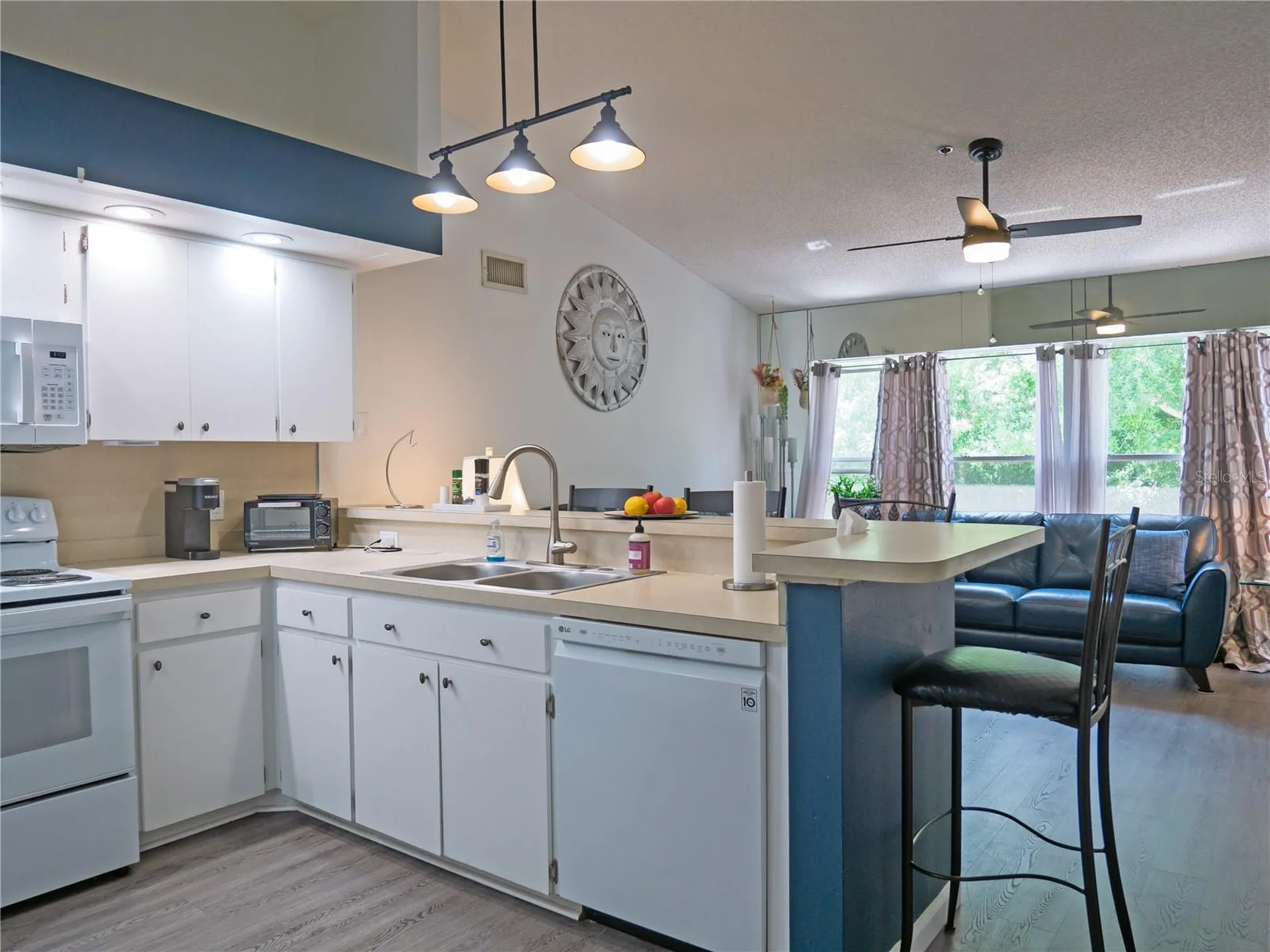 2021 Shangrila Drive Clearwater FL 33763