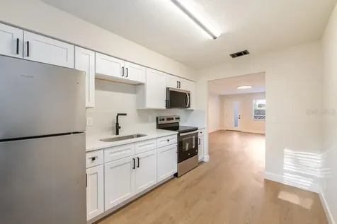 3821 W Everett Street Tampa FL 33616