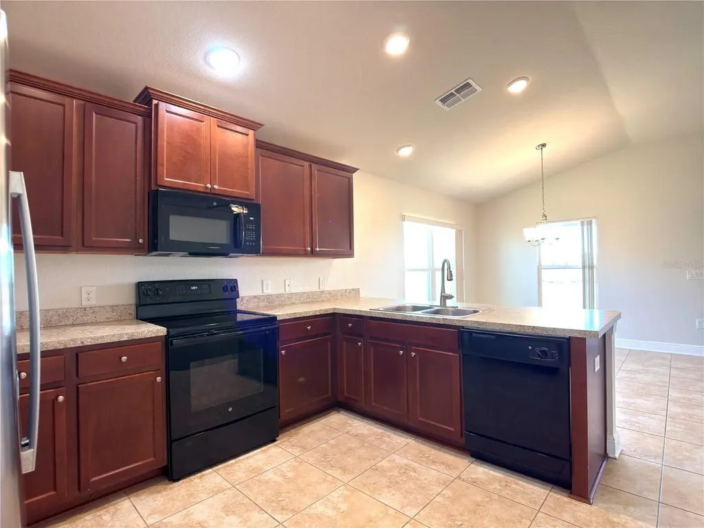 1378 Legatto Loop Dundee FL 33838