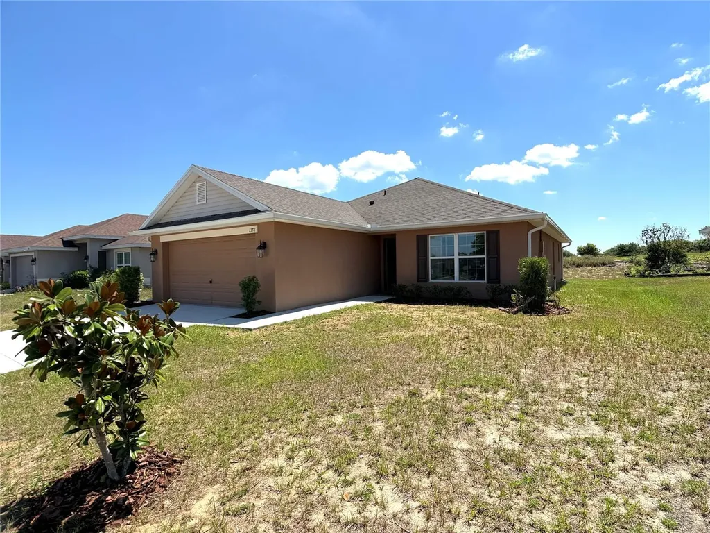 1378 Legatto Loop Dundee FL 33838