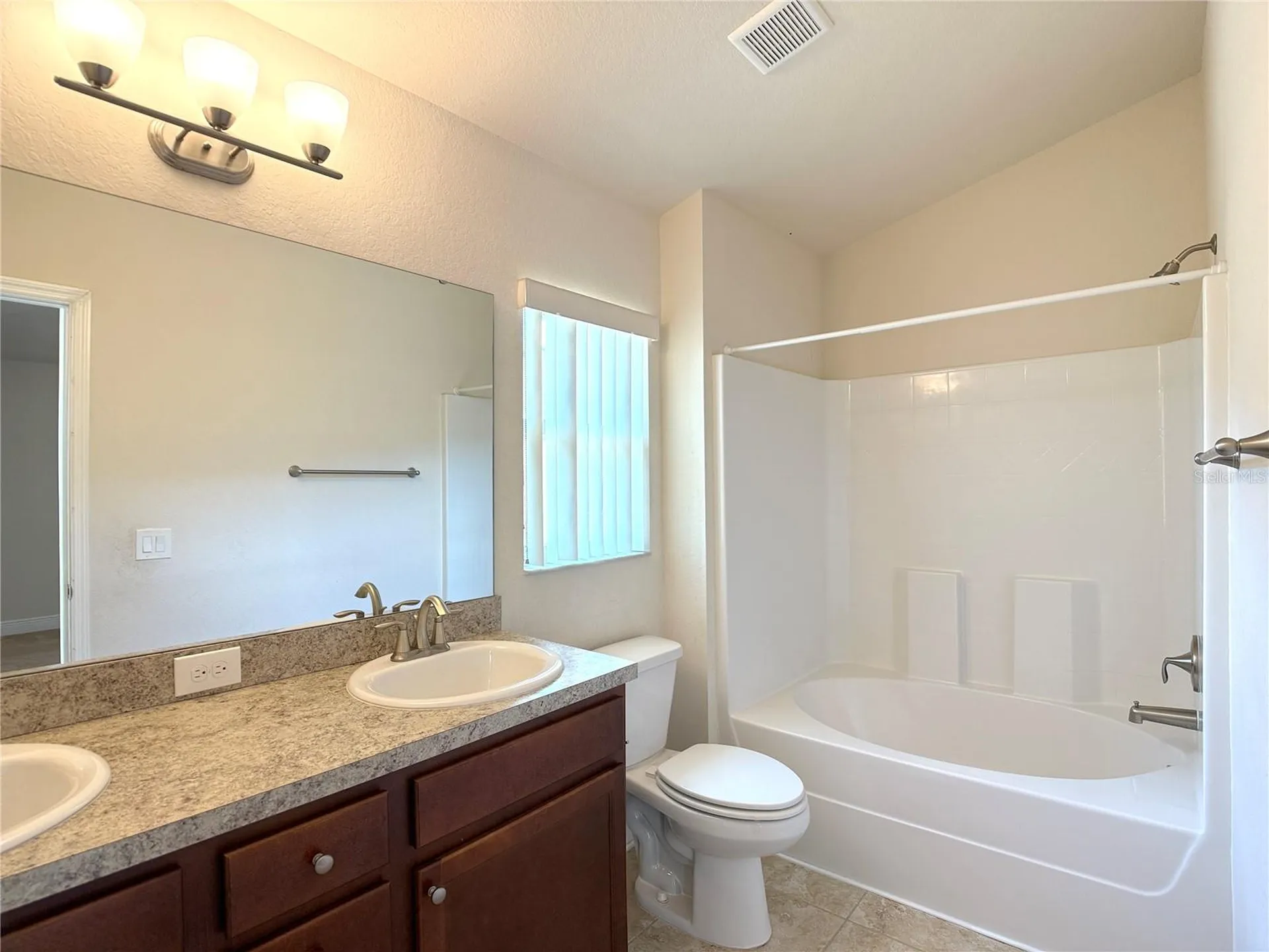 1378 Legatto Loop Dundee FL 33838