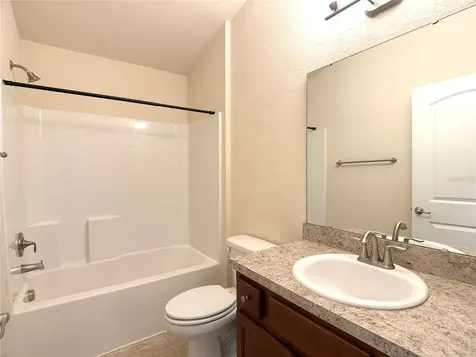 1378 Legatto Loop Dundee FL 33838