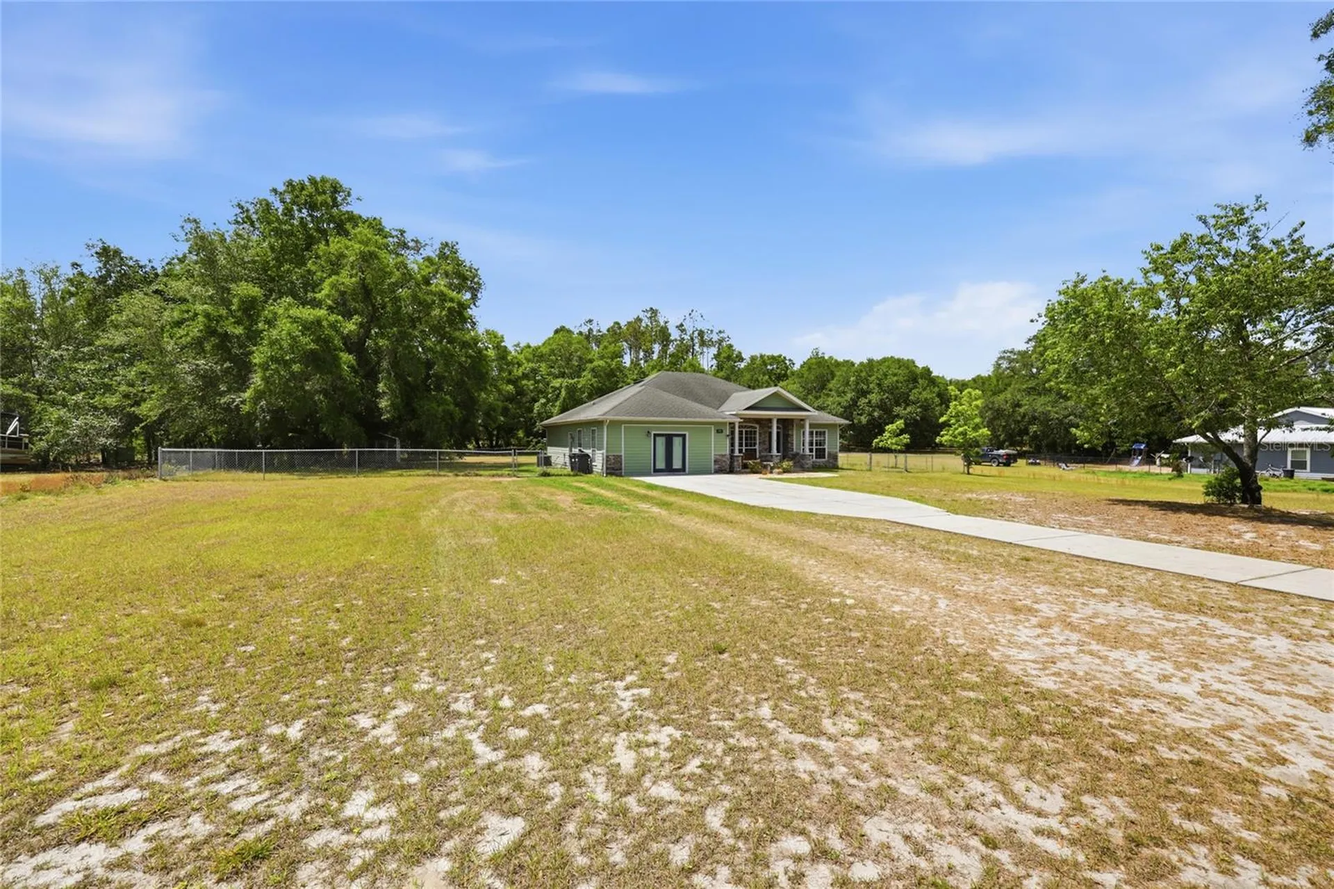 2750 NW 174th Street Trenton FL 32693