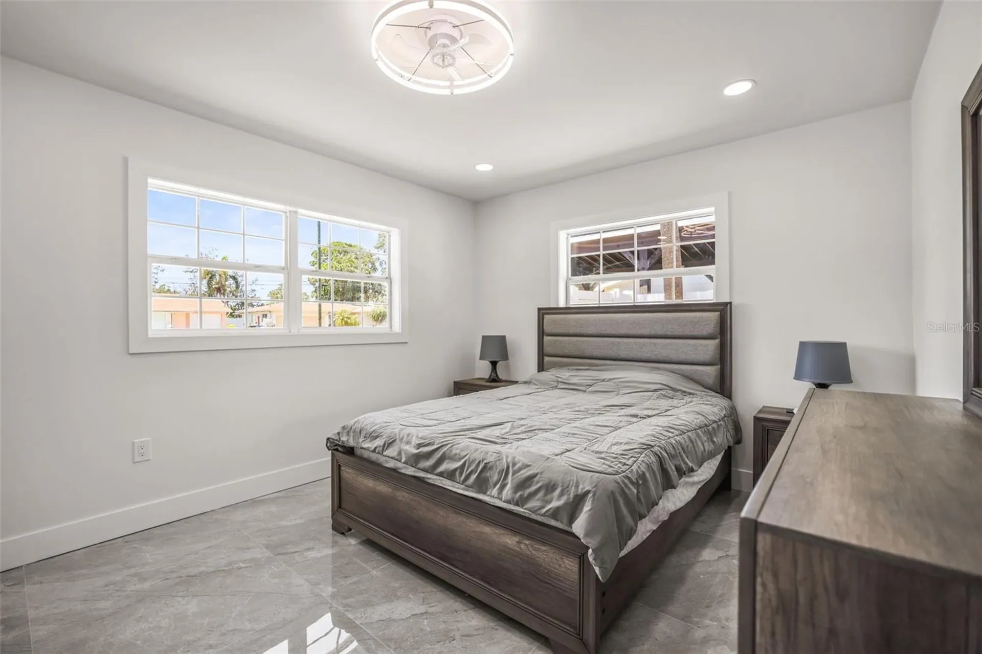 4327 Huntington Street NE St Petersburg FL 33703