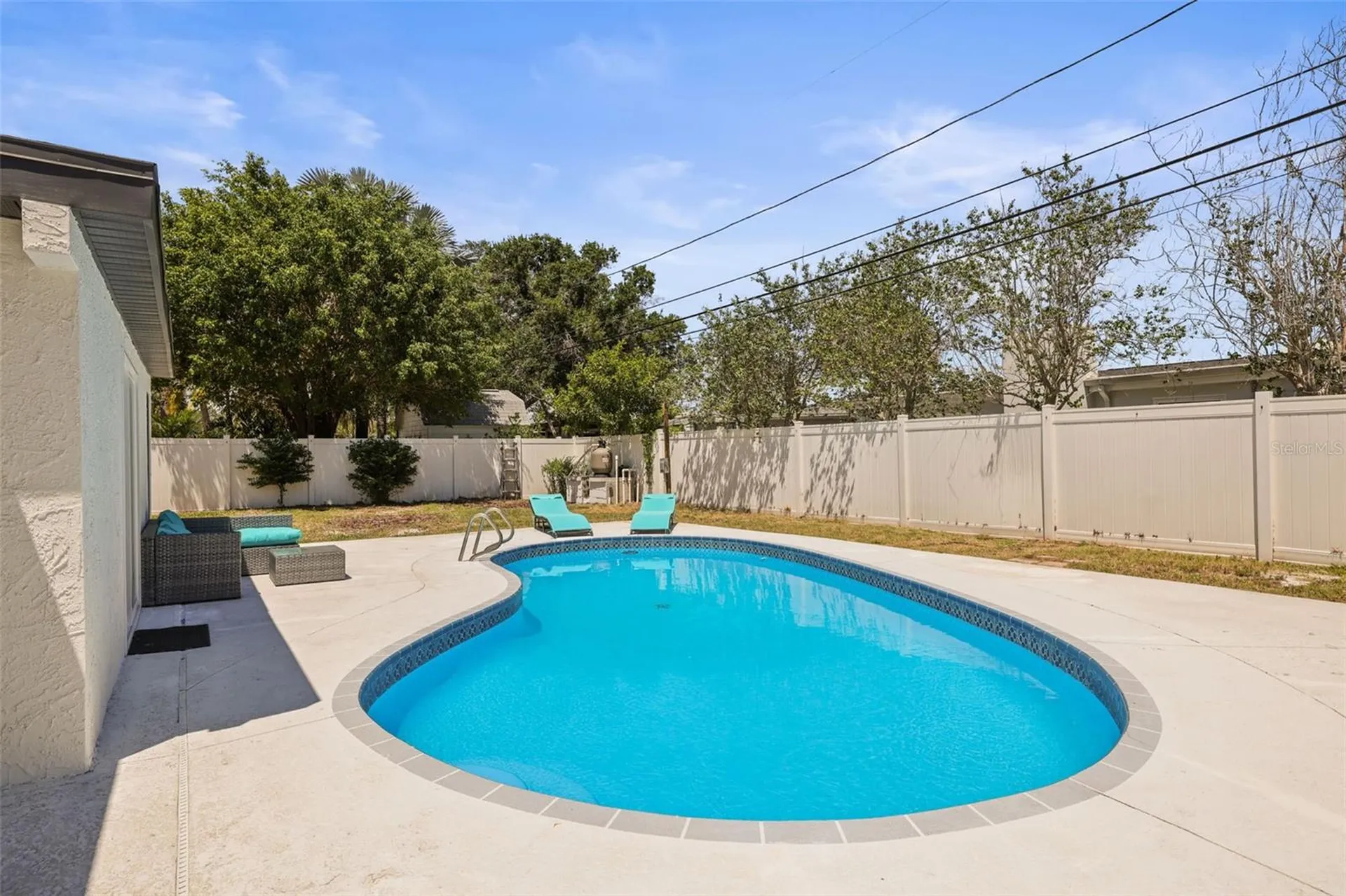 4327 Huntington Street NE St Petersburg FL 33703