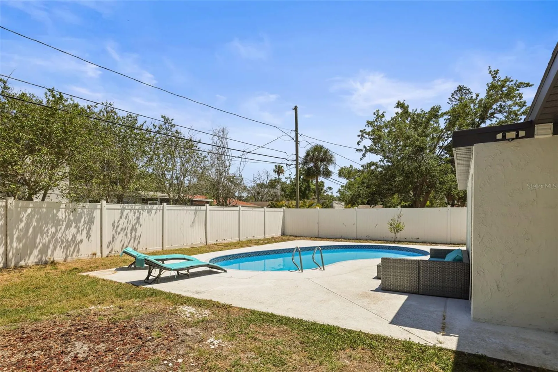 4327 Huntington Street NE St Petersburg FL 33703