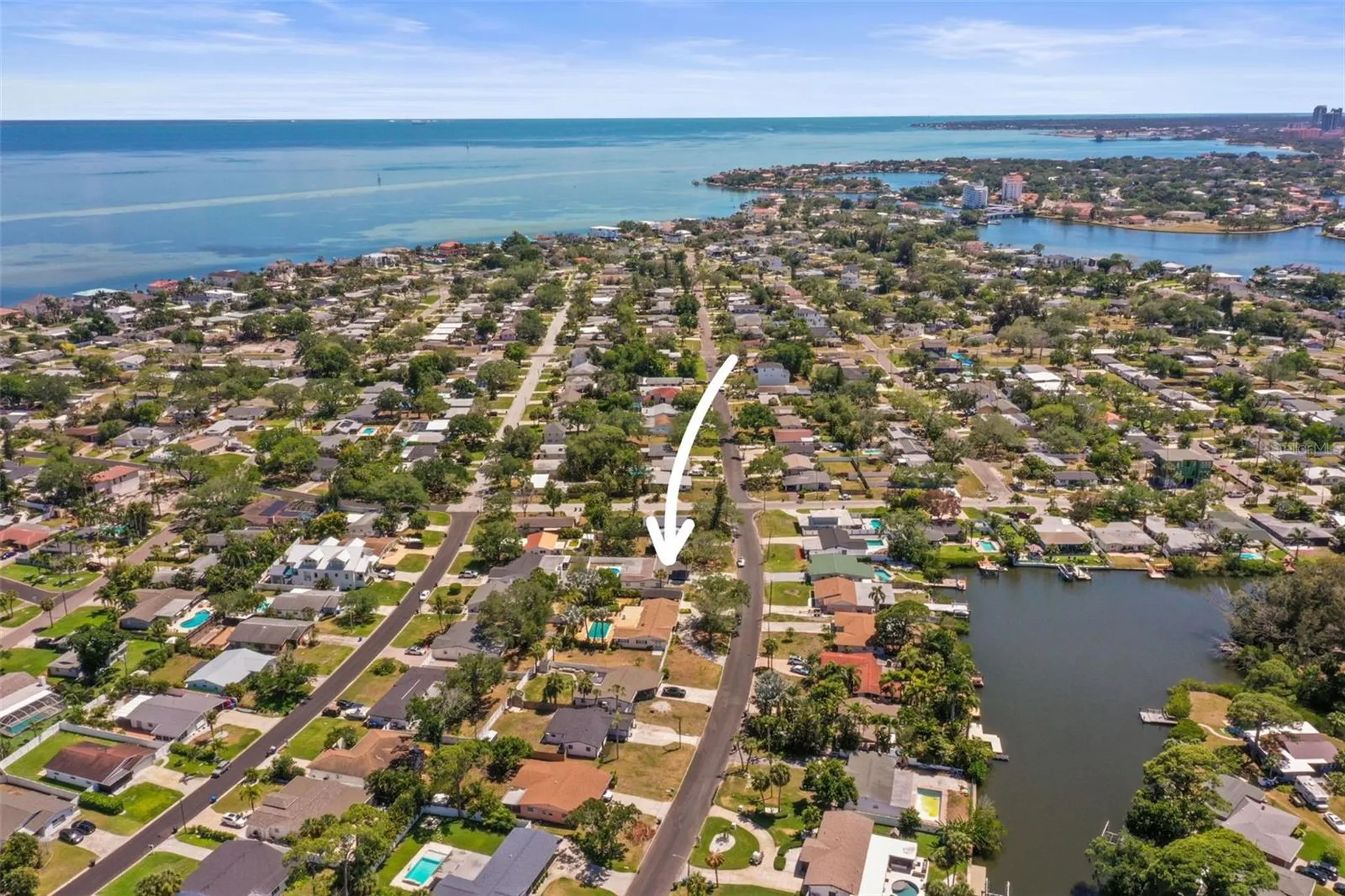 4327 Huntington Street NE St Petersburg FL 33703