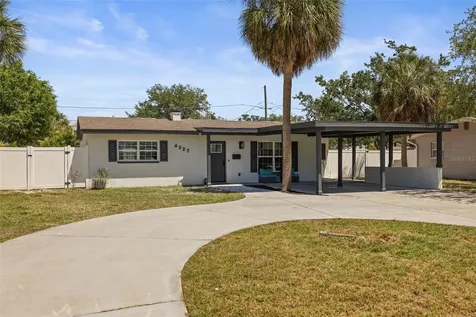 4327 Huntington Street NE St Petersburg FL 33703