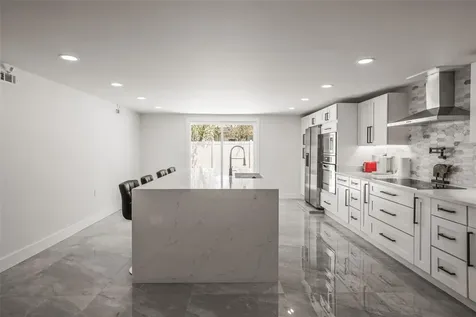 4327 Huntington Street NE St Petersburg FL 33703