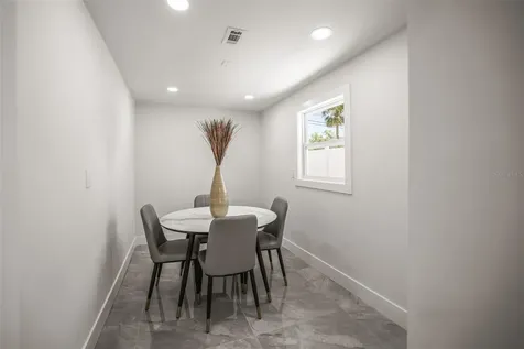 4327 Huntington Street NE St Petersburg FL 33703
