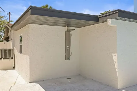4327 Huntington Street NE St Petersburg FL 33703
