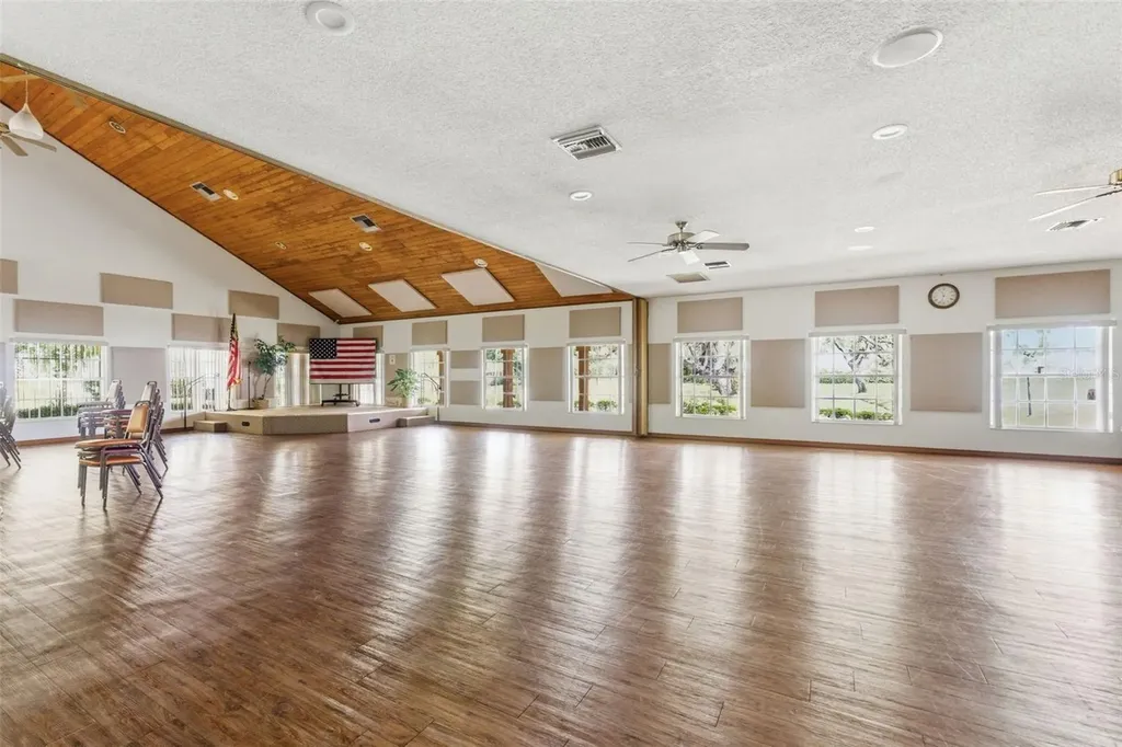 10311 Pineneedles Drive New Port Richey FL 34654