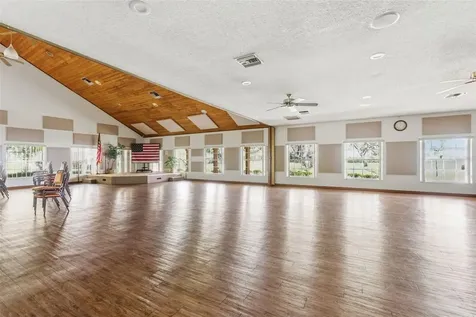 10311 Pineneedles Drive New Port Richey FL 34654