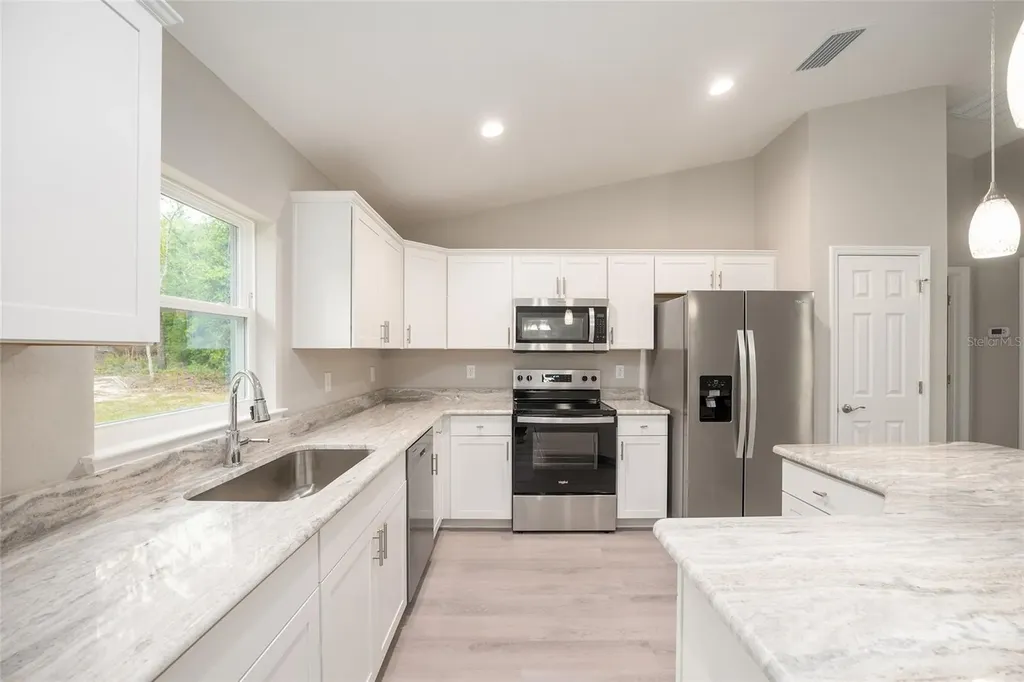 11400 N Terra Cotta Drive Citrus Springs FL 34434