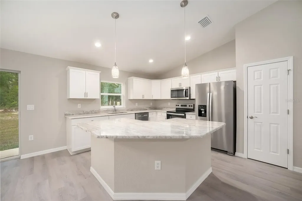 11400 N Terra Cotta Drive Citrus Springs FL 34434