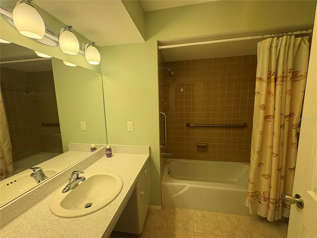 3636 Village Green Drive Sarasota FL 34239