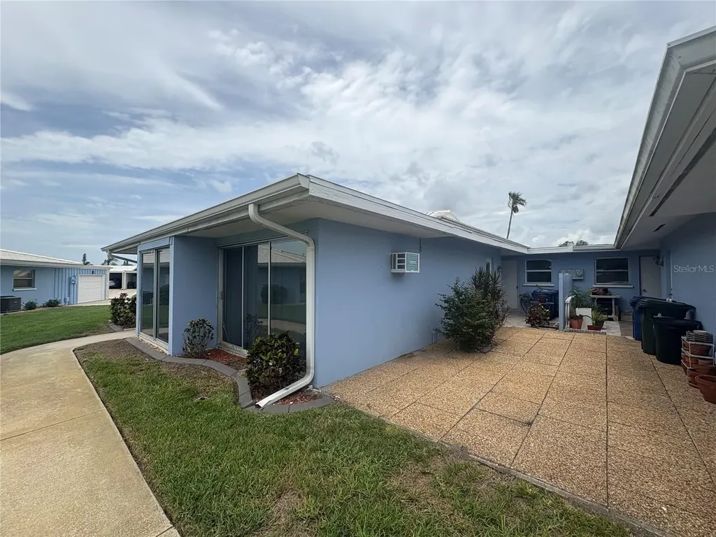 3636 Village Green Drive Sarasota FL 34239