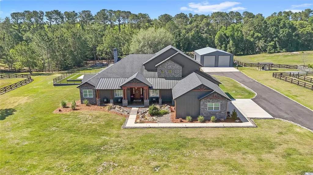 22250 Deer Park Avenue Eustis FL 32736
