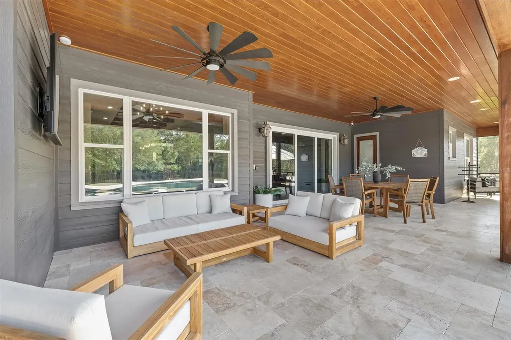 22250 Deer Park Avenue Eustis FL 32736