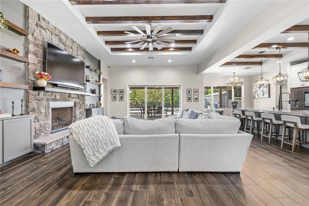 22250 Deer Park Avenue Eustis FL 32736