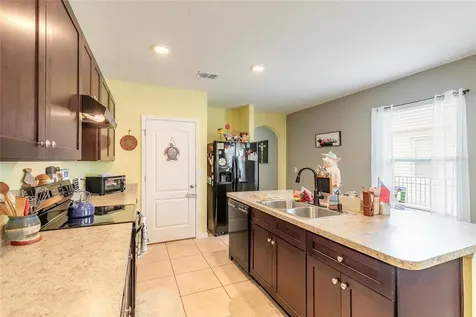 554 Armoyan Way New Smyrna Beach FL 32168