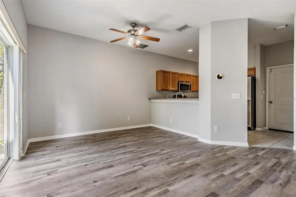 9084 Iron Oak Avenue Tampa FL 33647