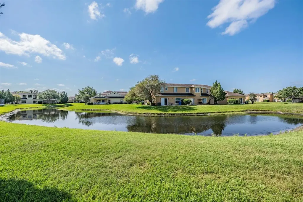 9084 Iron Oak Avenue Tampa FL 33647