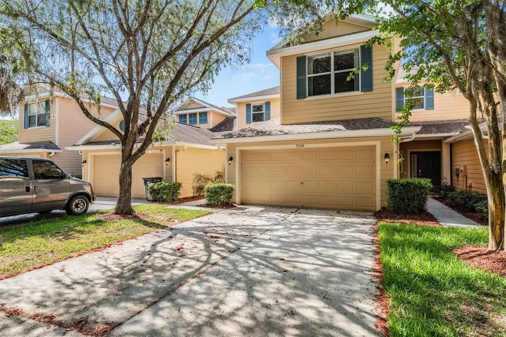 9084 Iron Oak Avenue Tampa FL 33647