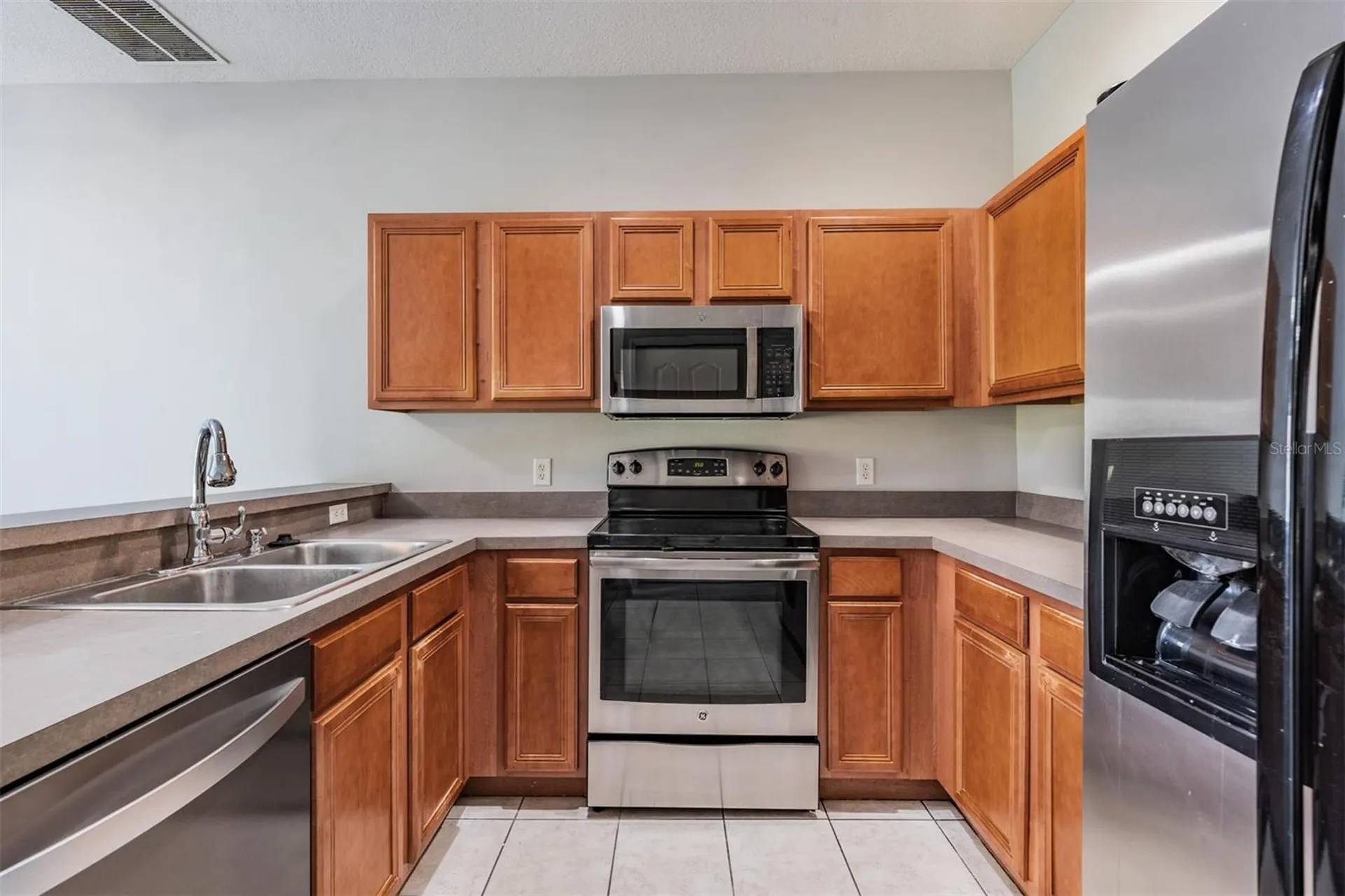 9084 Iron Oak Avenue Tampa FL 33647