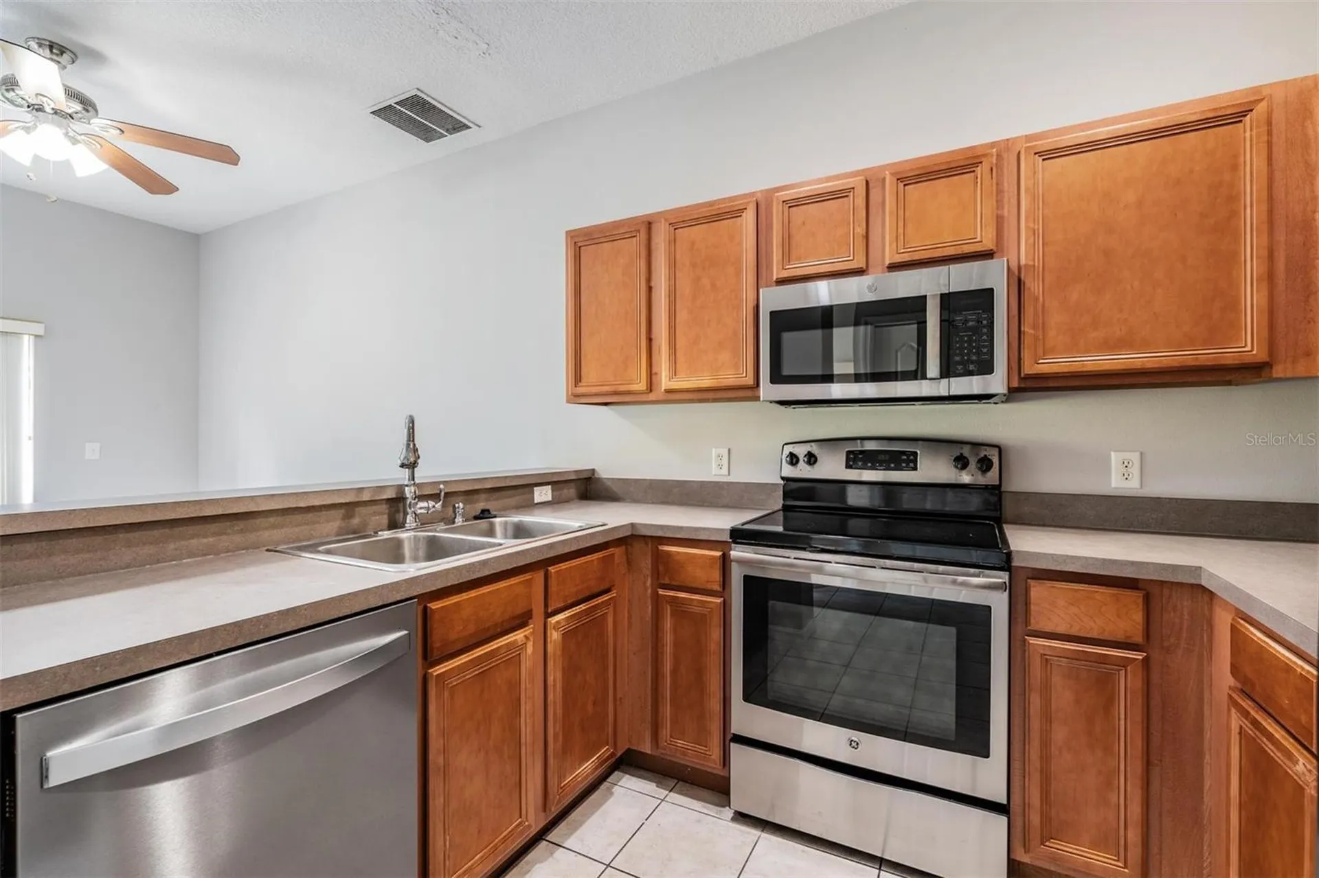 9084 Iron Oak Avenue Tampa FL 33647