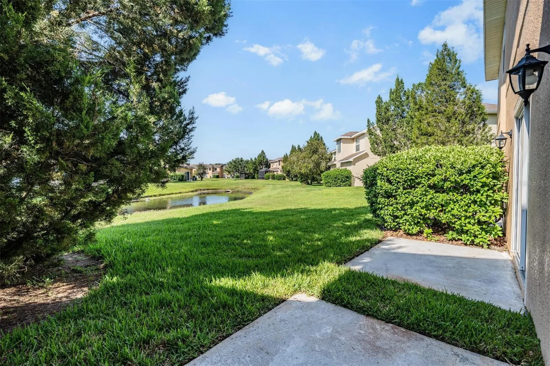 9084 Iron Oak Avenue Tampa FL 33647