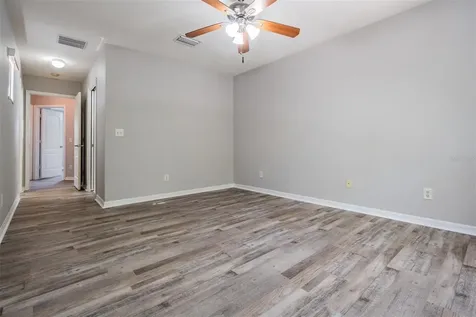 9084 Iron Oak Avenue Tampa FL 33647