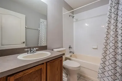 9084 Iron Oak Avenue Tampa FL 33647